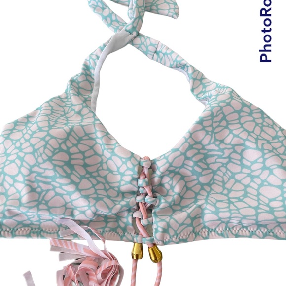 NEW blue and pink bikini - Picture 4 of 4